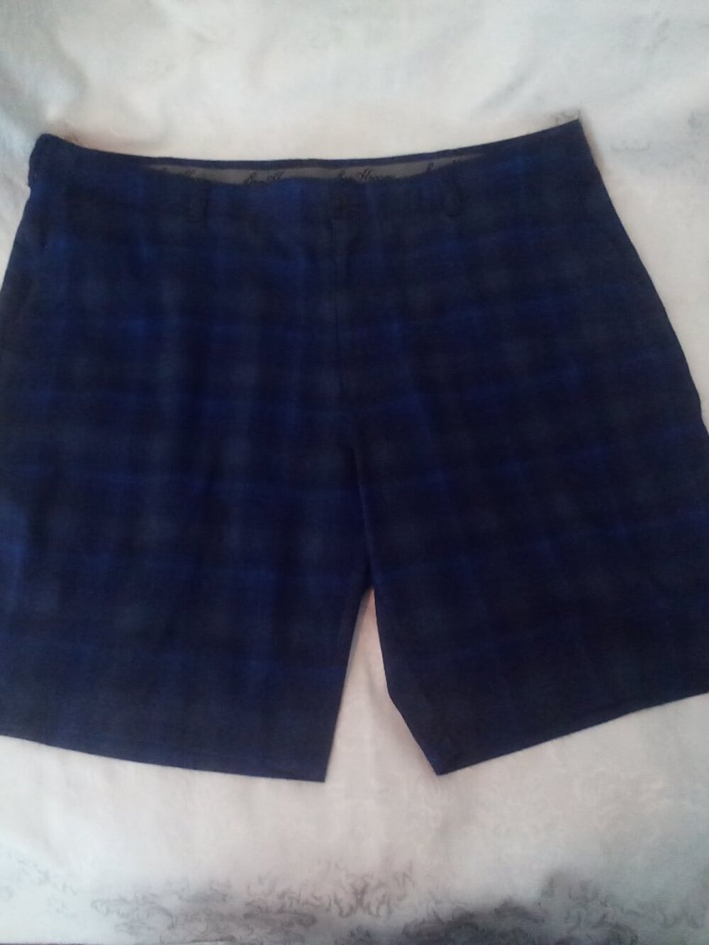 BEN HOGAN 42 GOLF SHORTS ELASTIC INSIDE WAIST POCKETS NAVY GLENN PLAID STRETCY